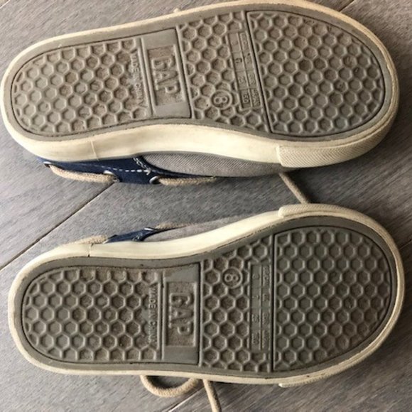 Baby GAP boat shoes (UEC) toddler size 8 - Picture 2 of 2